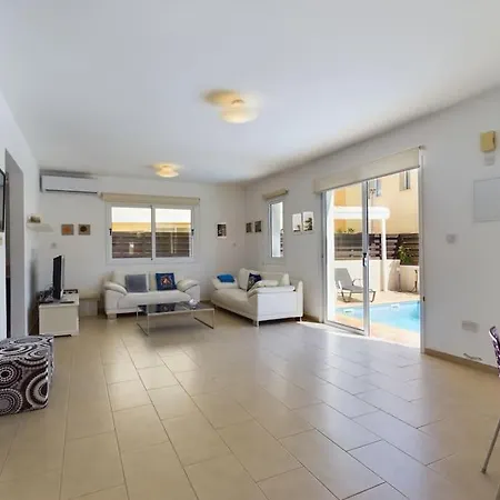 Pernera Beachside Haven * 普罗塔拉斯